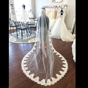 Custom made veil